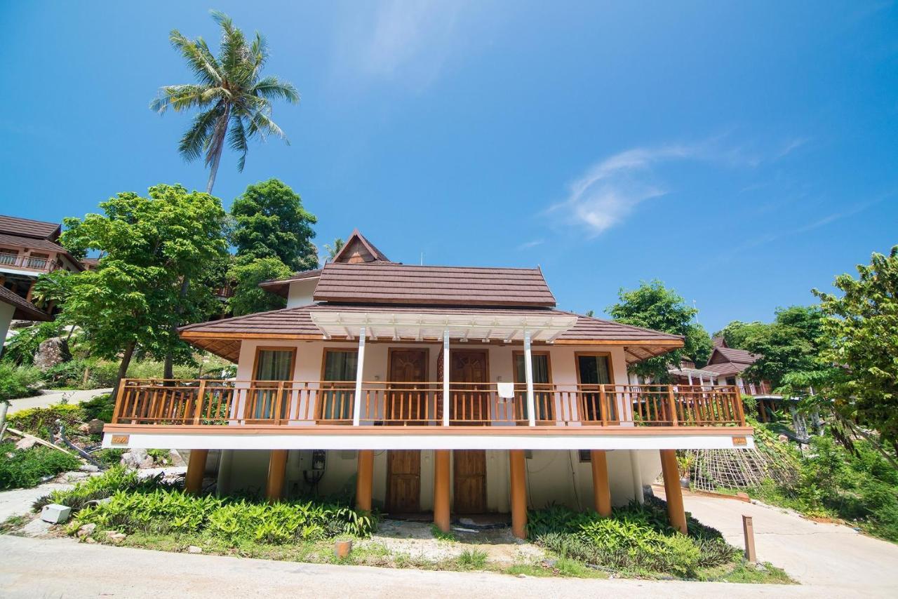 Phi Phi The Beach Resort- Sha Certified Bagian luar foto